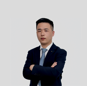 王 超